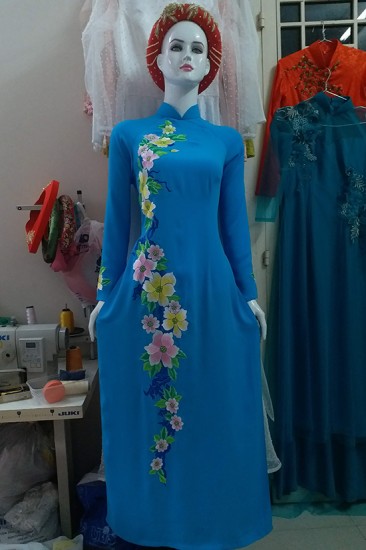 Áo dài vẽ MV581