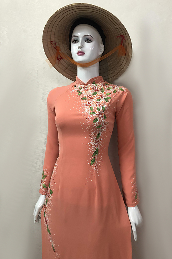 áo dài miss vân