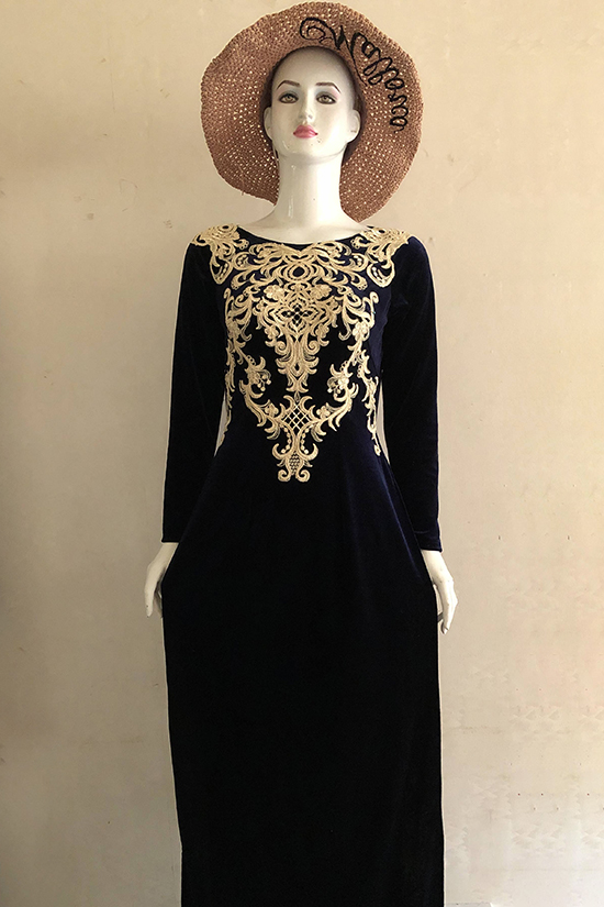 áo dài miss vân