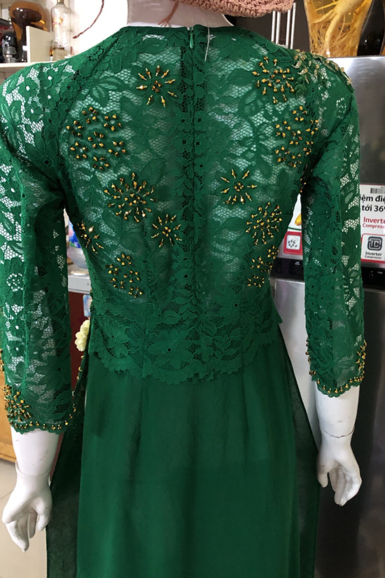 Áo dài Miss Vân