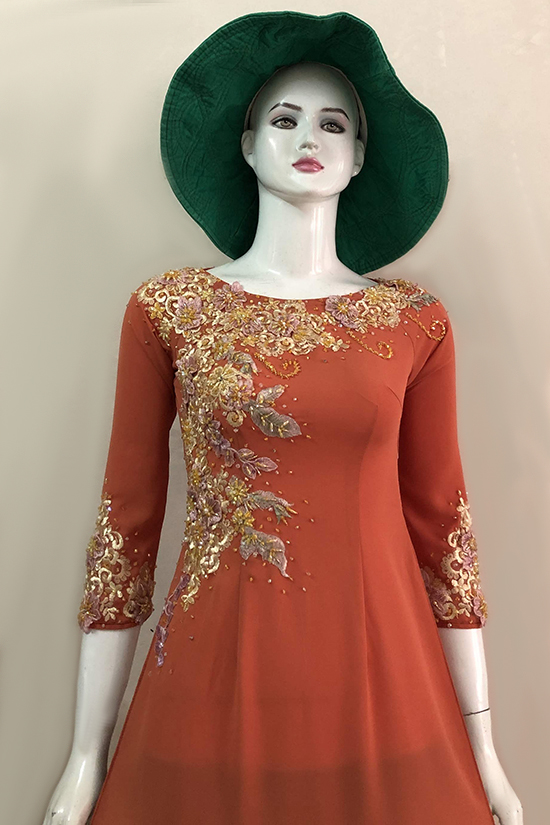 Áo dài Miss Vân