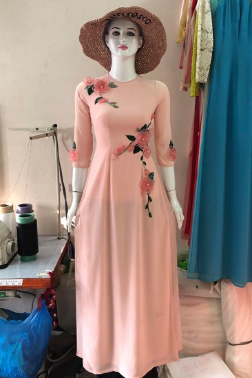 Áo dài đính hoa nổi MV463