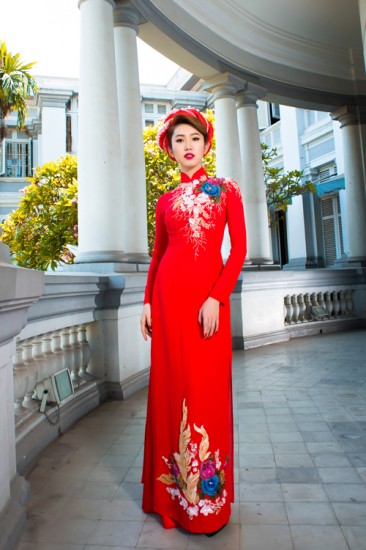 Áo dài cưới đính hoa 3D MV517