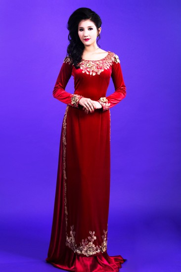 Áo dài đính ren 3D MV84
