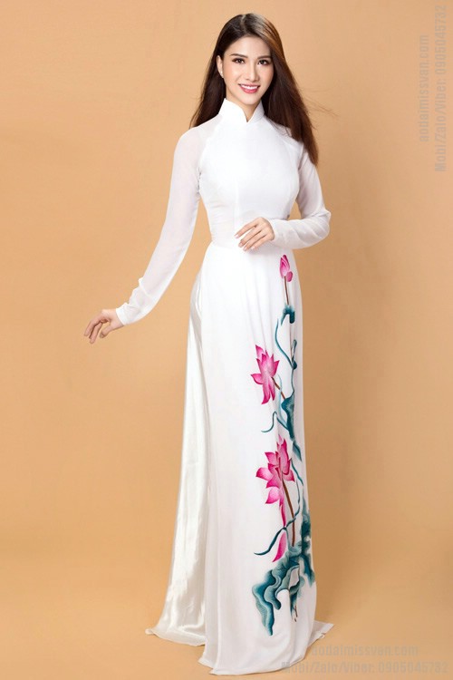http://aodaimissvan.com/ao-dai.html