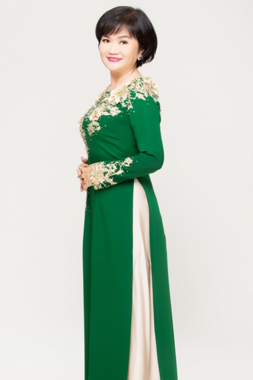 http://aodaimissvan.com/ao-dai-trung-nien-mv541.html